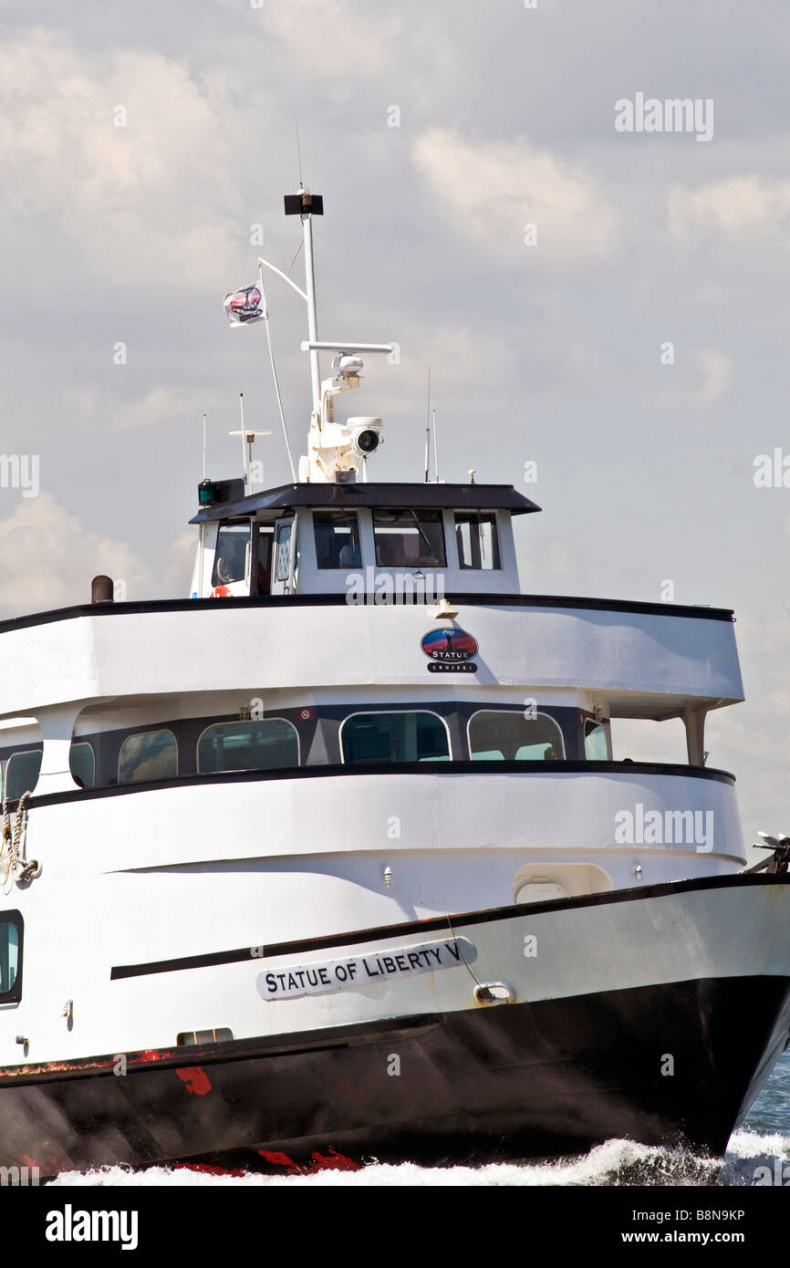 Traghetto chiamato la Statua della Libertà Foto Stock