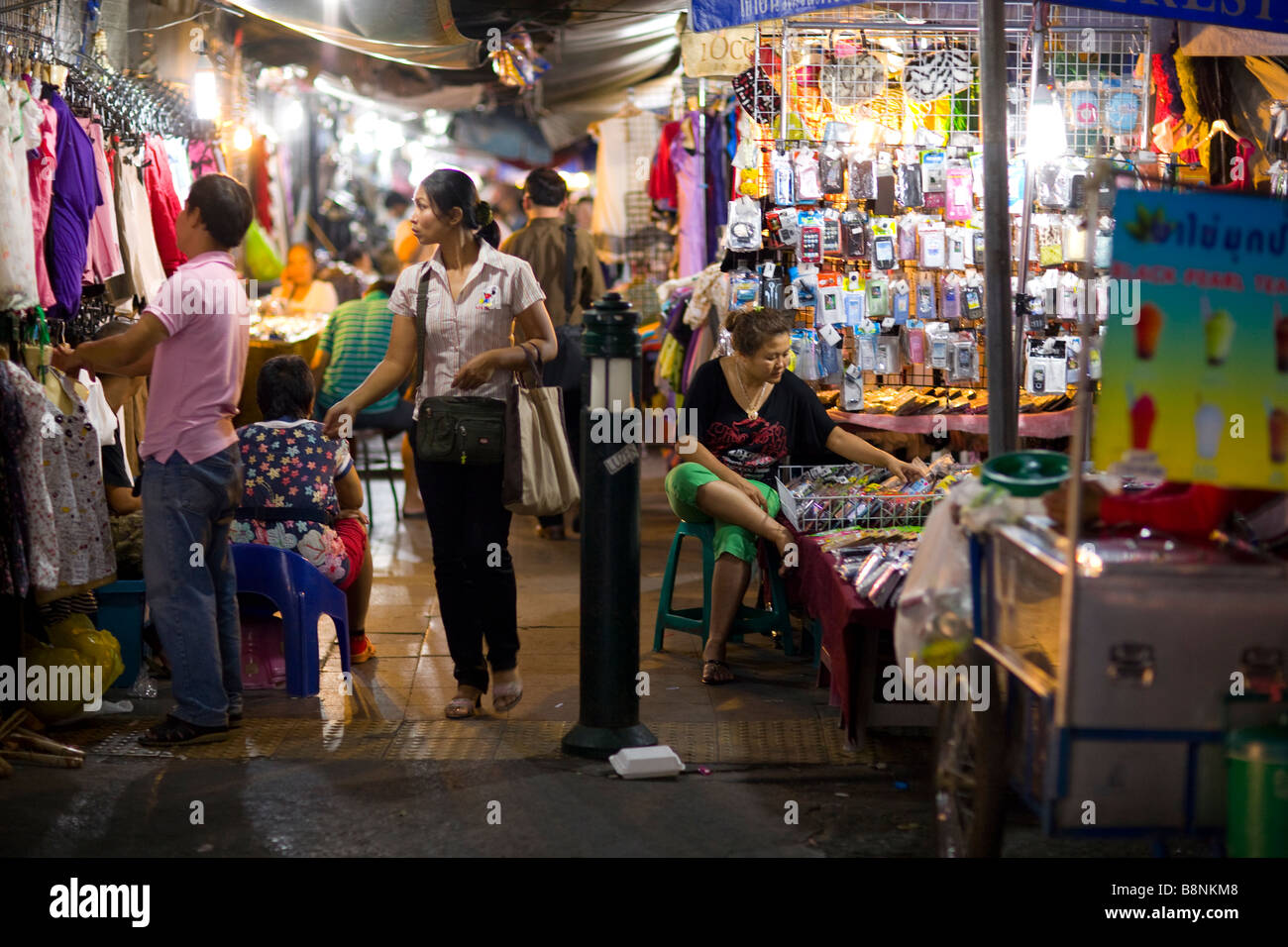 Il Mercato Pratunam in serata Bangkok in Thailandia Foto Stock