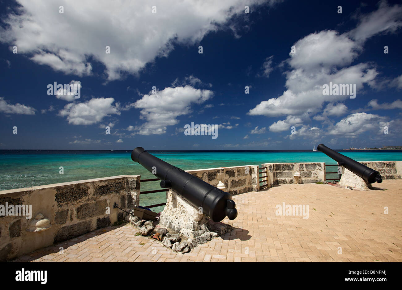 I cannoni artificiali a Needham punto, Barbados, 'St. Michael' Foto Stock
