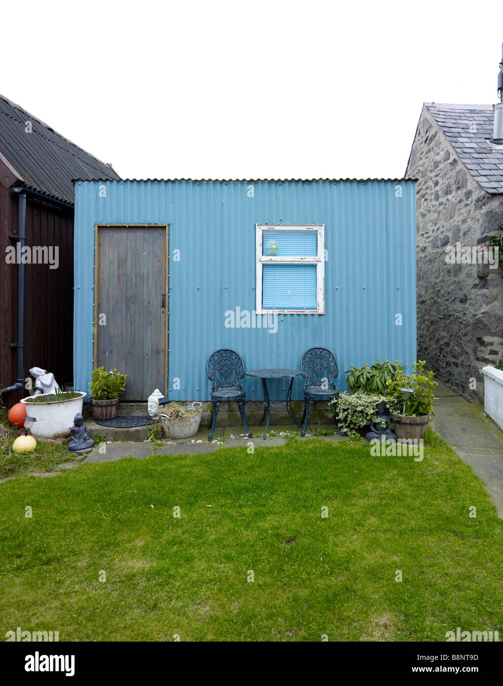 Un piccolo capannone nel villaggio di Foodee, Aberdeen, Scozia Foto Stock