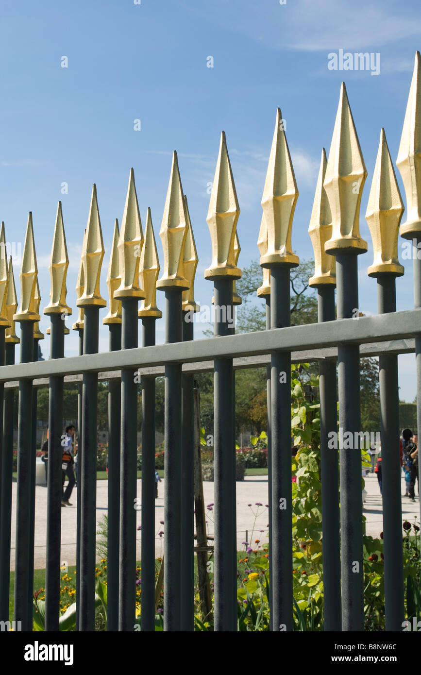 Ferro battuto recinzione, close-up Foto Stock