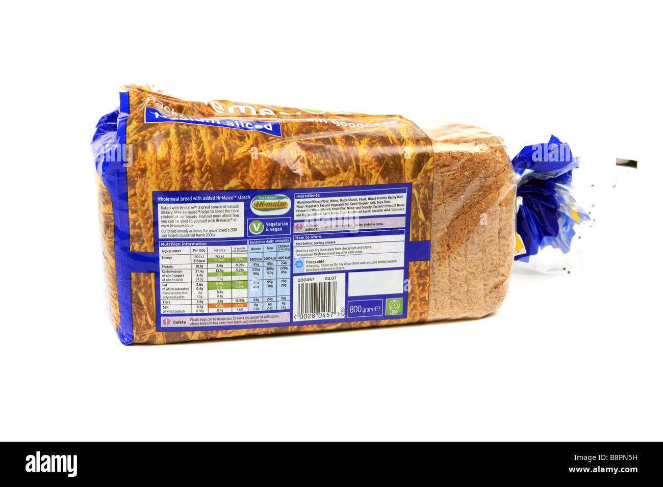 Etichetta alimentare sulla confezione di un integrale di marrone pagnotta di pane Foto Stock