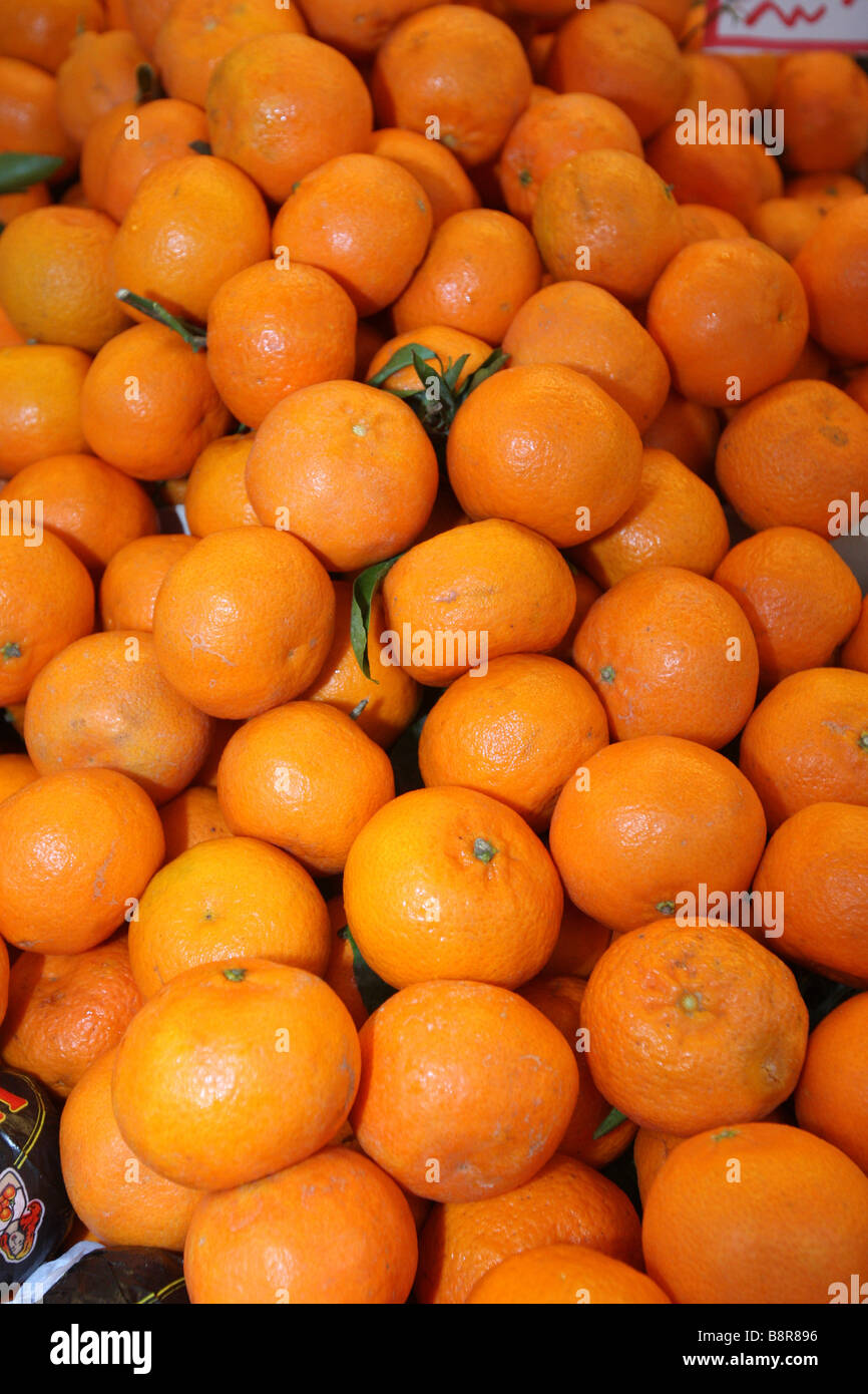 La frutta e la verdura in stallo il mercato di Cambridge Foto Stock