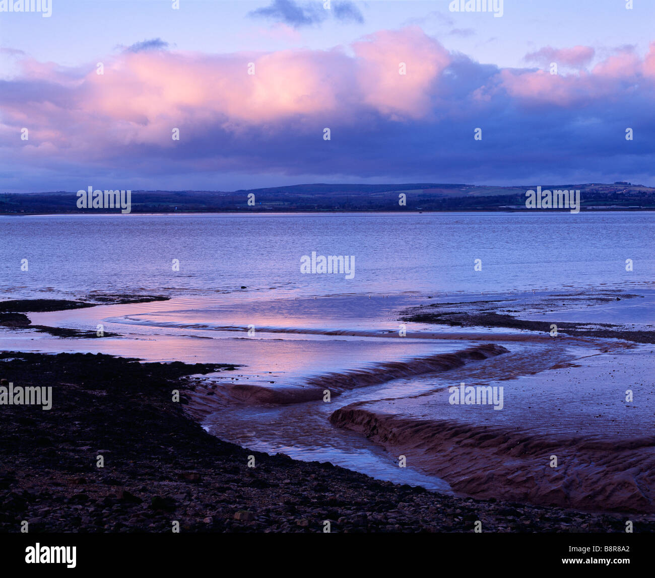 L'estuario del fiume Severn è stato visto da Northwick Oaze a Redwick, Gloucestershire, Inghilterra Foto Stock