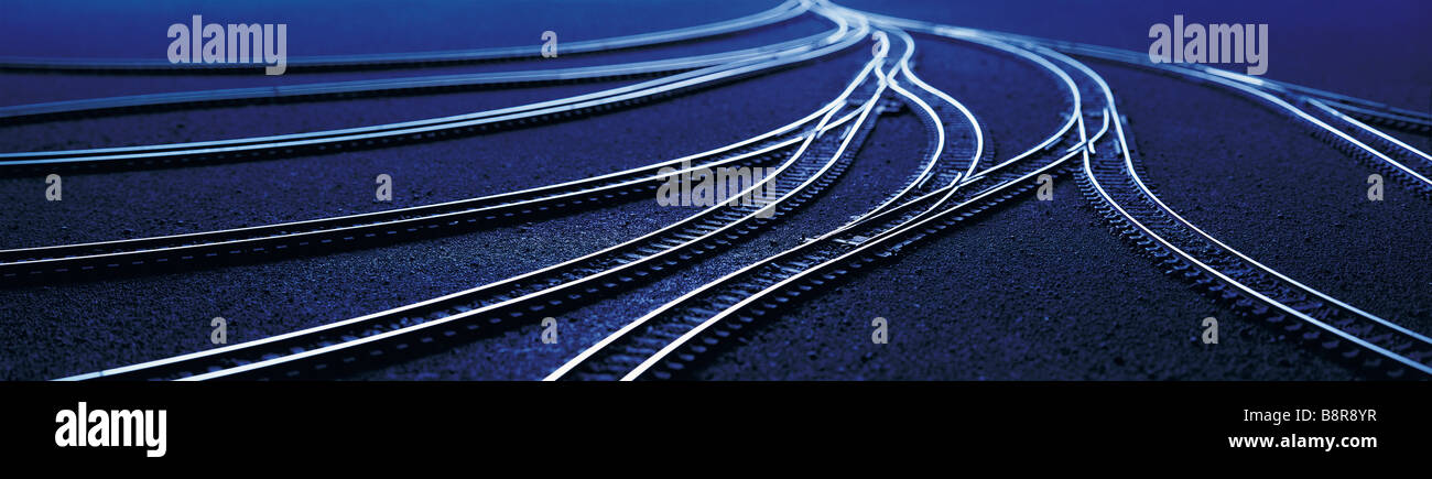 La fusione di binari del treno. Foto da Paddy McGuinness. paddymcguinness Foto Stock