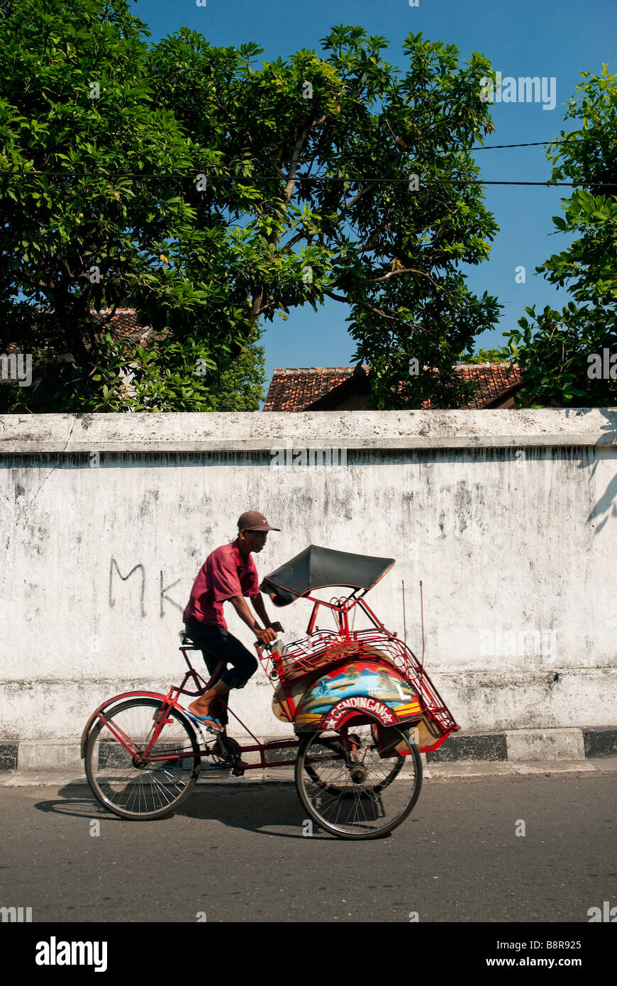 Yogyakarta indonesia java becak asia travel tuktuk Foto Stock