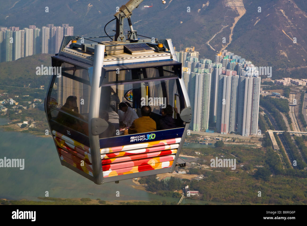 Skyrail 360 Cabinovia di Ngong Ping e l'Isola di Lantau Foto Stock