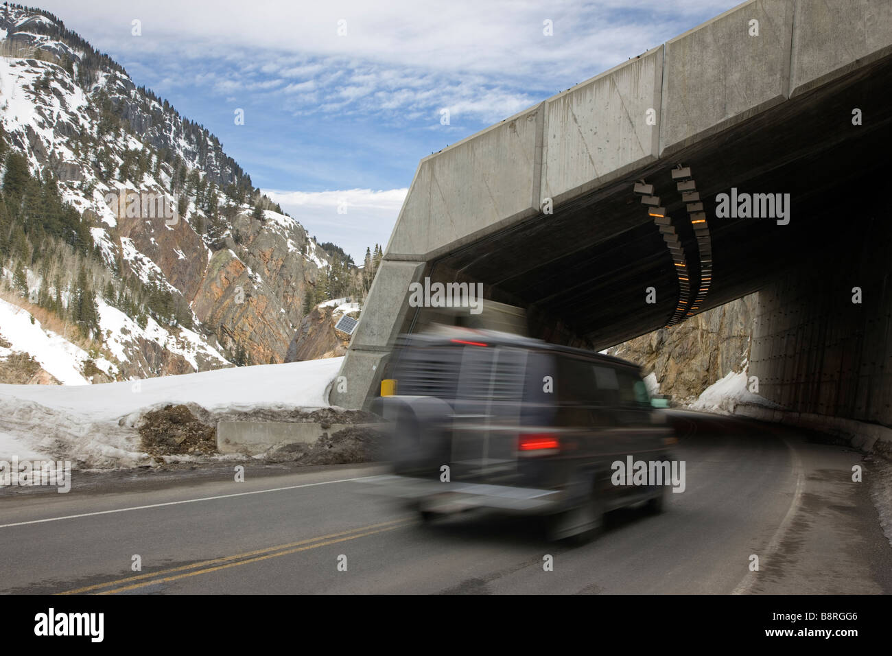 Vista invernale della Million Dollar Highway, western Colorado, tra Silverton e Ouray Foto Stock