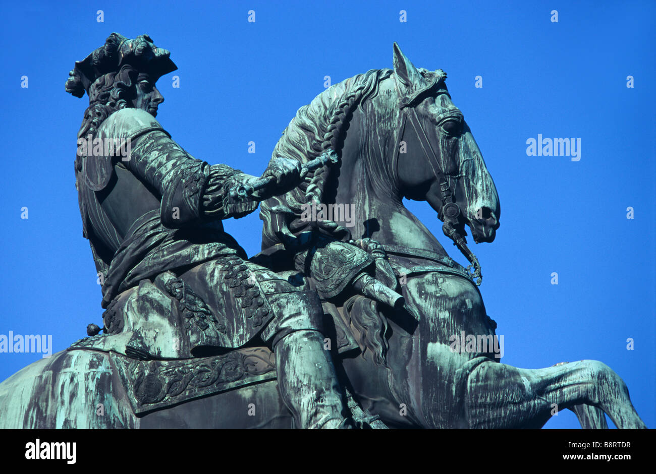 Statua di bronzo del principe Eugenio di Savoia (1663-1736), militare austriaca Hero, Heldenplatz, il Palazzo di Hofburg di Vienna, Austria Foto Stock