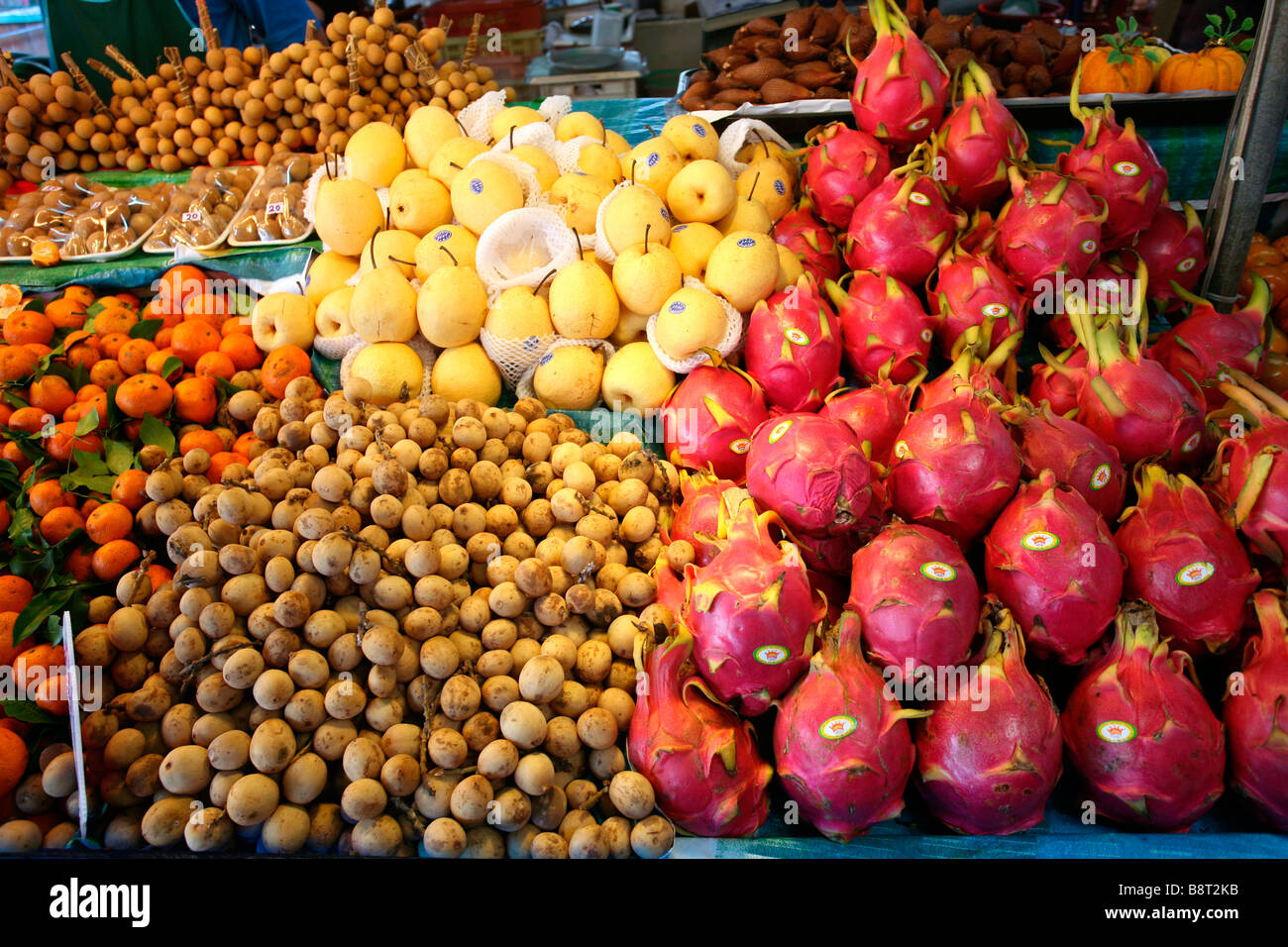 Krabi città: mercato della frutta Foto Stock
