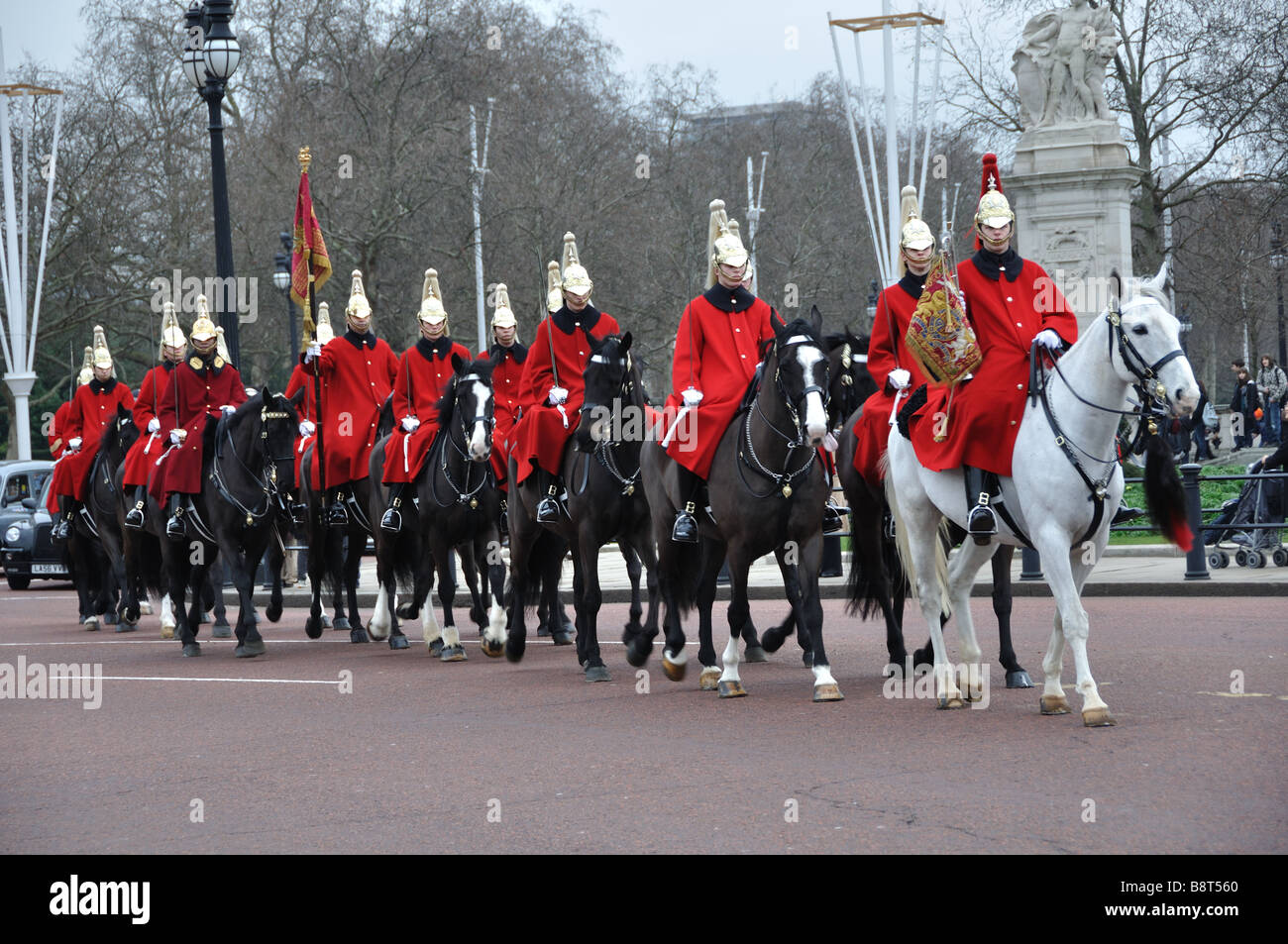 I soldati della Casa Reale Cavalleria nella sua uniforme cerimoniale Foto Stock