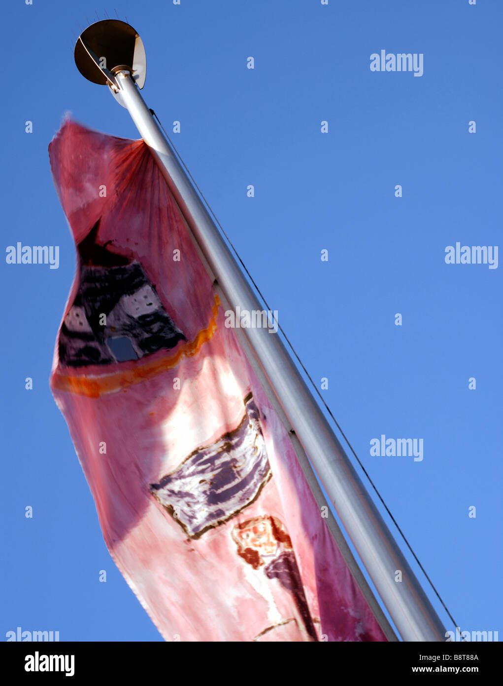 Bandiera arty su sfondo blu a Ouchy, Losanna, Svizzera Foto Stock