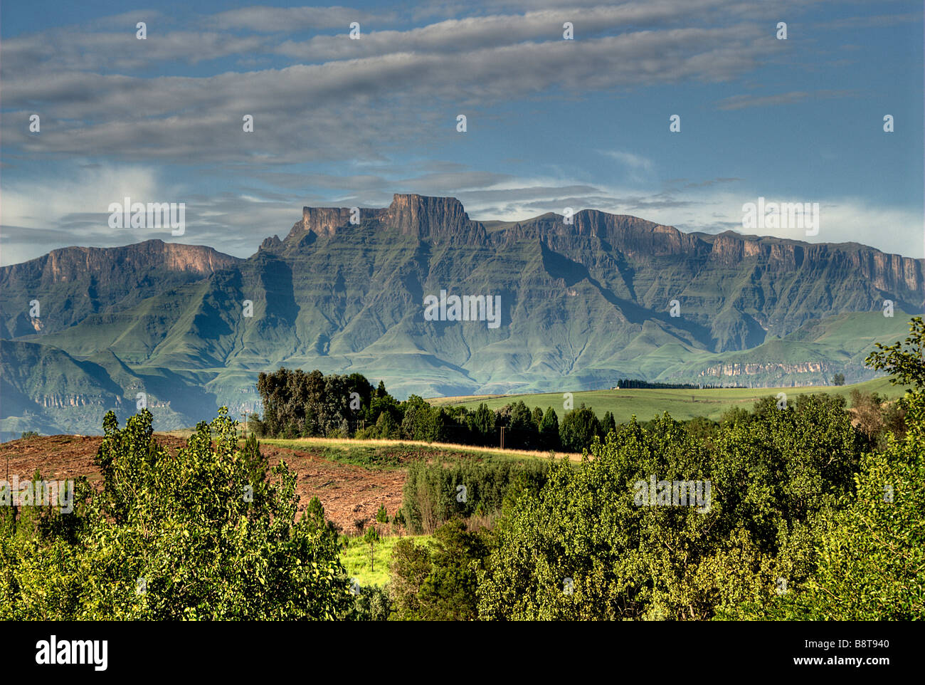 Cattedrale di picco centrale e montagne Drakensberg KwaZulu Natal Sud Africa Foto Stock