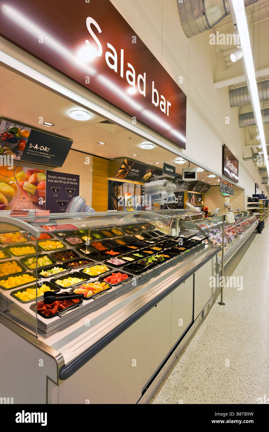 Salad bar al supermercato Foto Stock