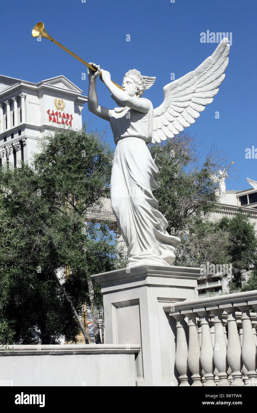 Statua alata vicino a Caesar's Palace di Las Vegas Foto Stock