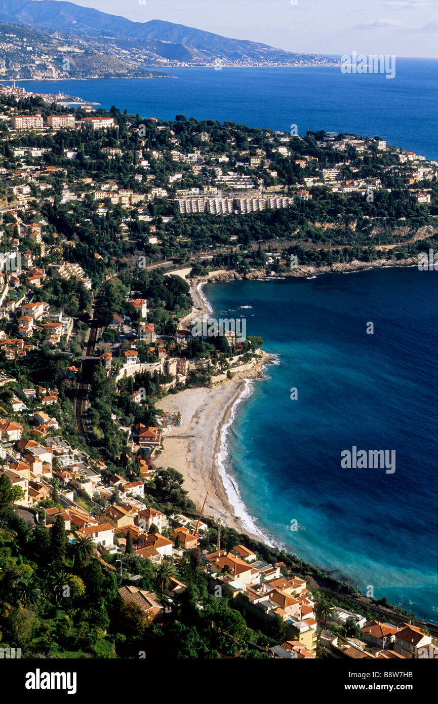 La costa di Roquebrune e la spiaggia di Cabbe dal di sopra Foto Stock