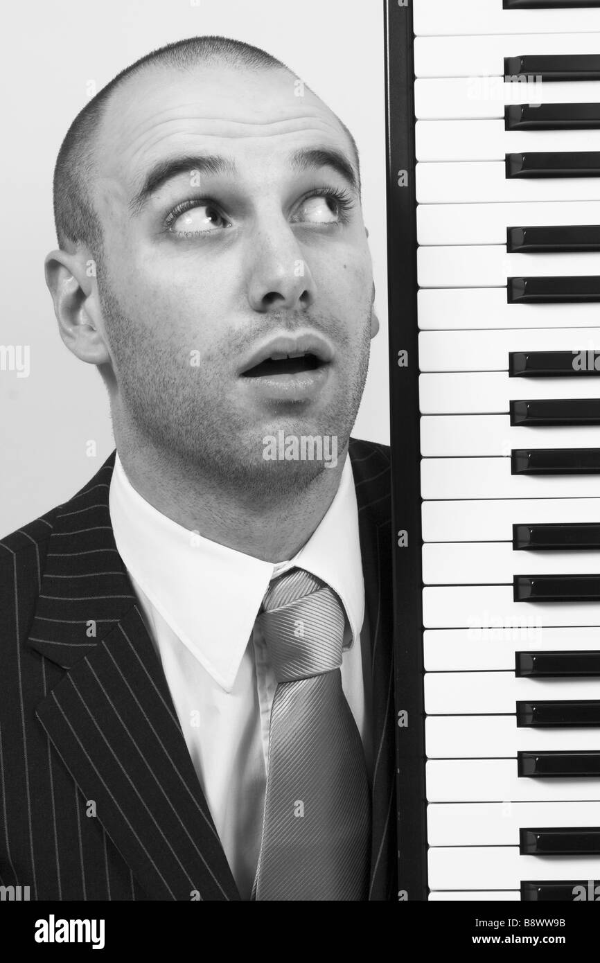 Il pianista e pianoforte Foto Stock
