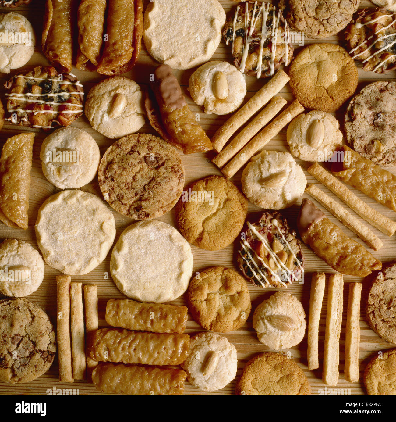 I biscotti fatti in casa brandy scatta amaretti fiorentini cannucce di formaggio Foto Stock