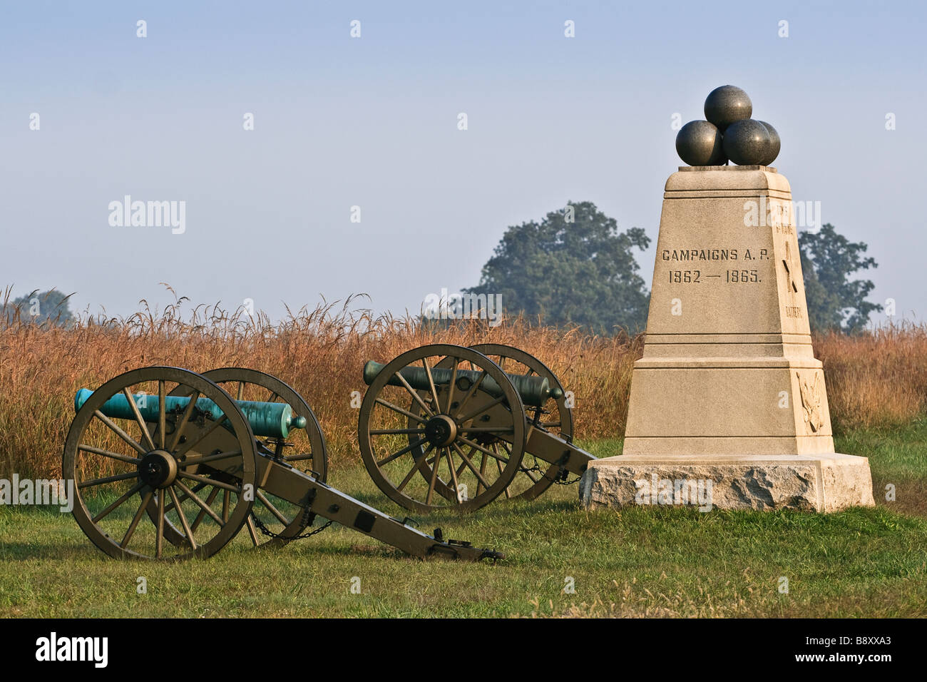 Cannone di artiglieria guerra civile del campo di battaglia di Gettysburg Maine 6 Luce batteria di artiglieria F monumento Foto Stock