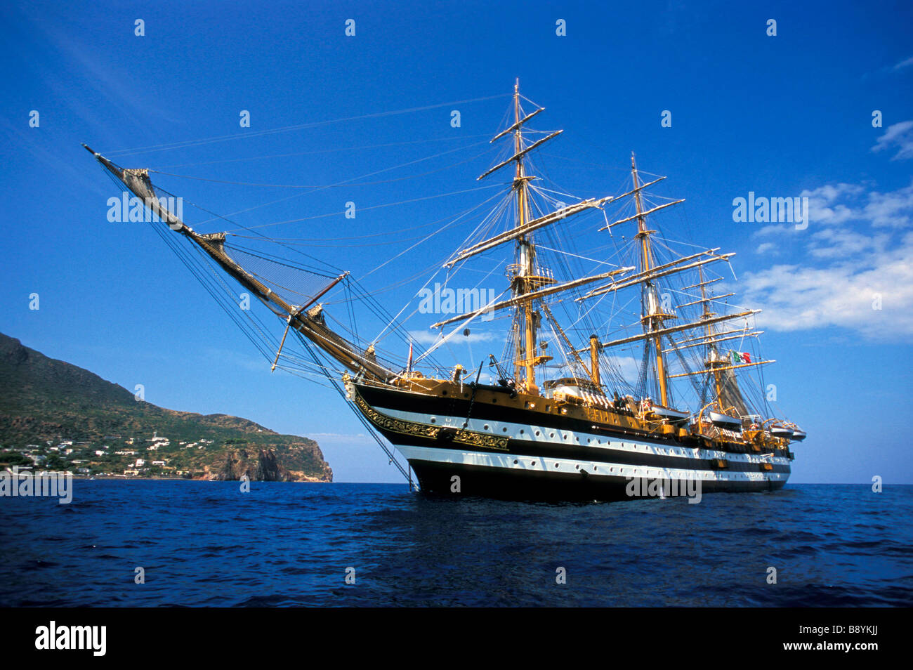 Amerigo Vespucci tall ship Foto Stock