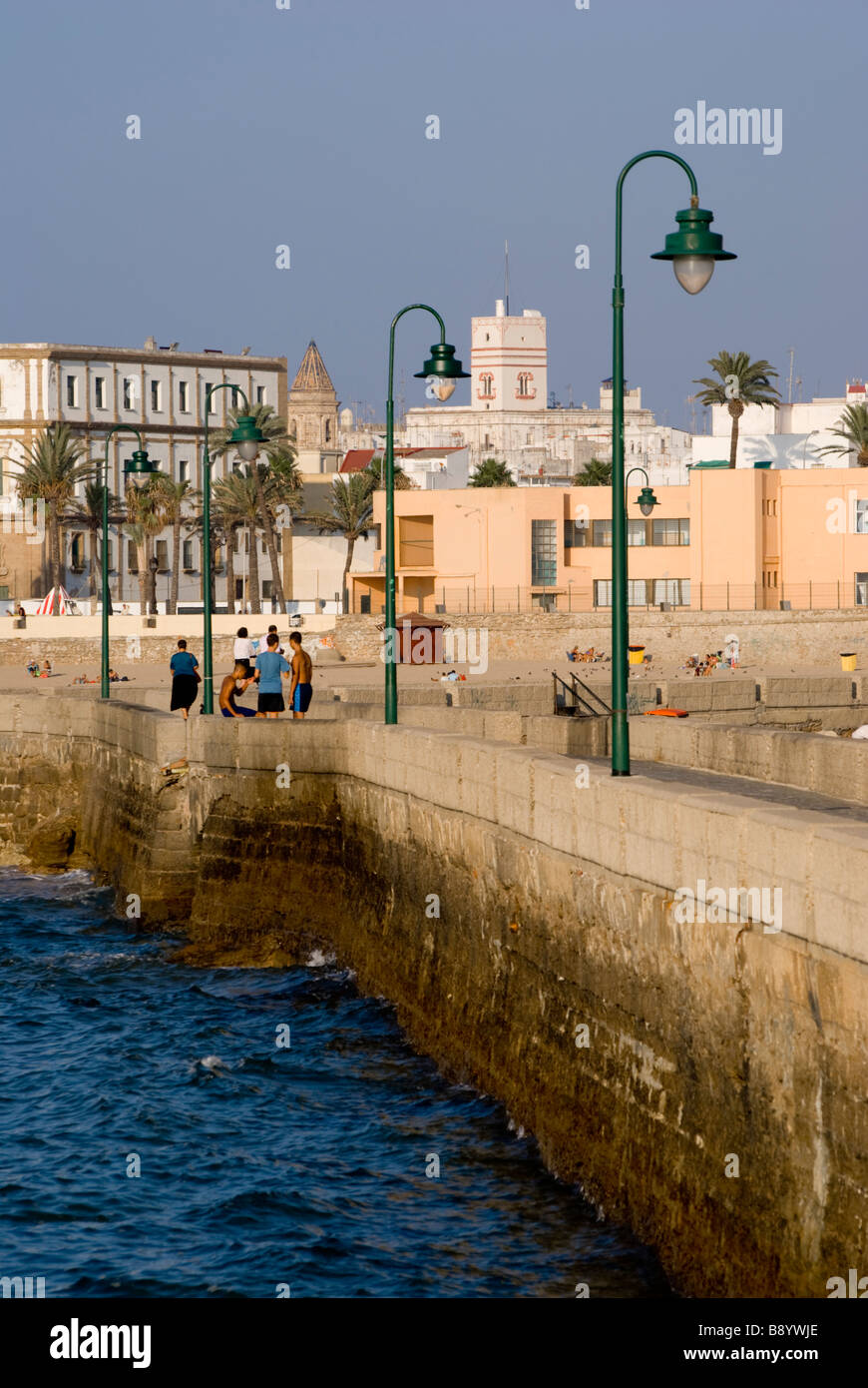Europa Spagna Andalusia cadiz Playa de la Caleta Castillo de San Sebastian Foto Stock