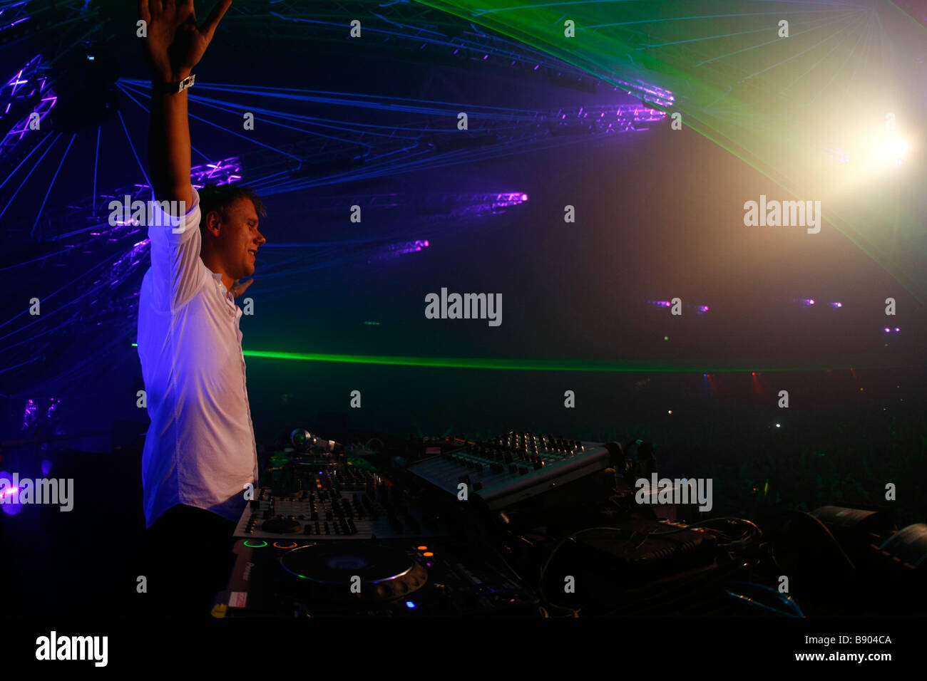 Performance Live di DJ Armin van Buuren a Trance Energy 2009 in Jaarbeurs nella città di Utrecht Foto Stock