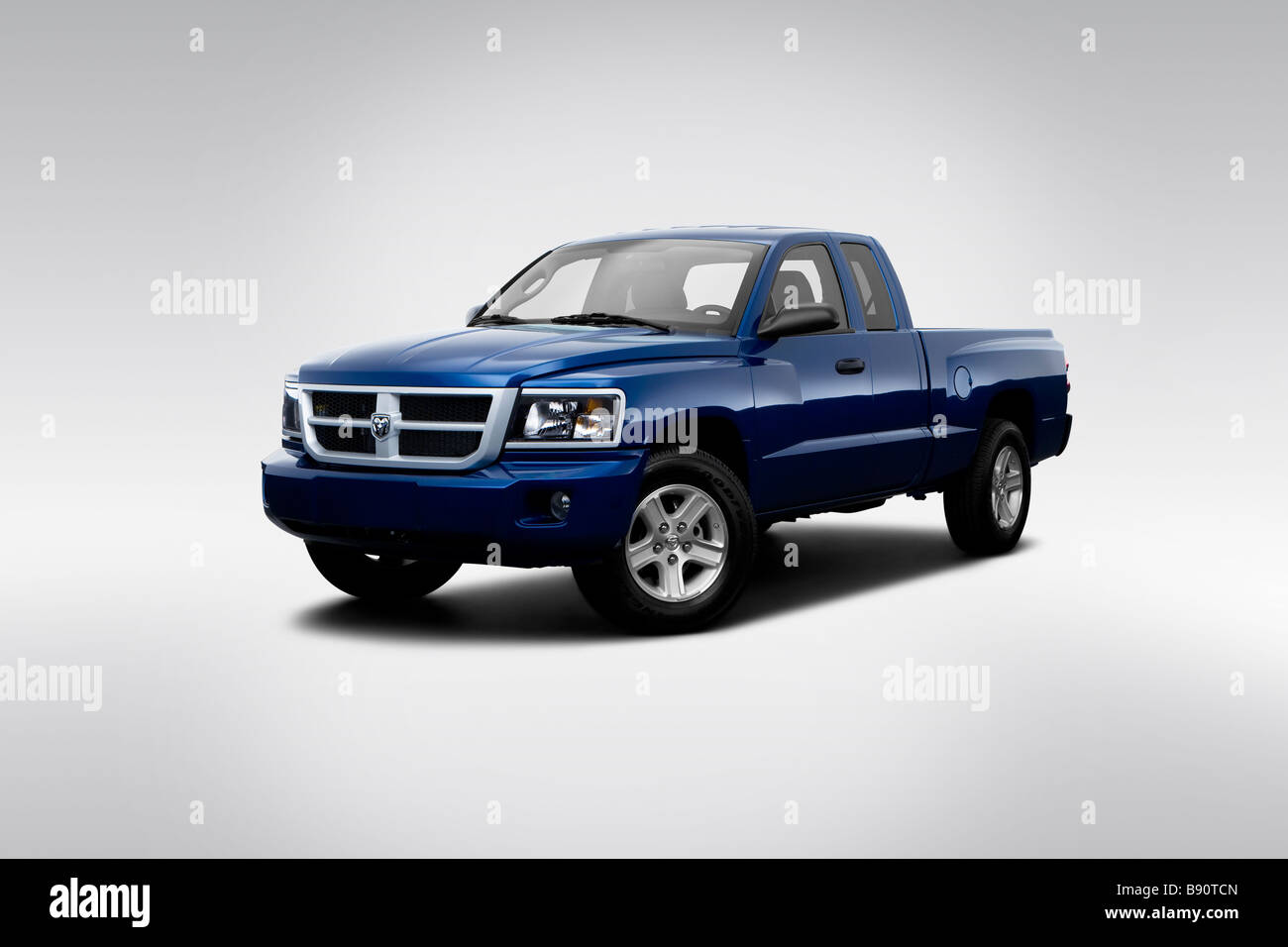 2009 Dodge Dakota Big Horn in blu - Vista anteriore angolare Foto Stock