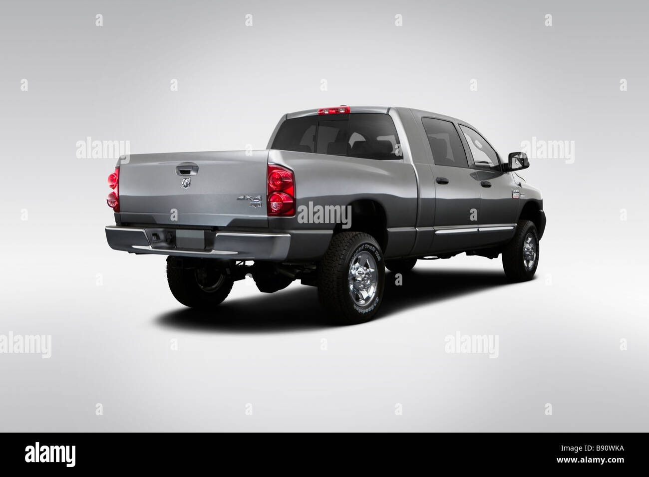 2009 Dodge Ram 2500 Laramie in grigio - angolo posteriore vista Foto Stock