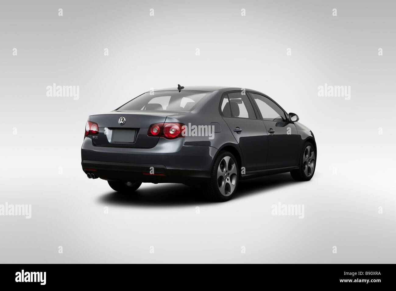 2009 Volkswagen GLI in grigio - angolo posteriore vista Foto Stock