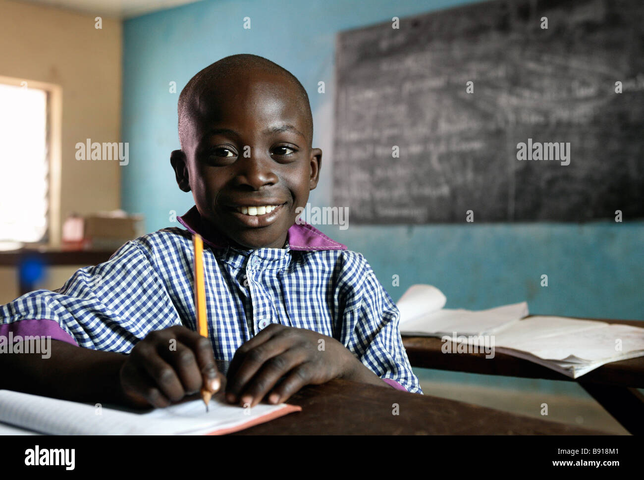 Nigeria: il ragazzo in una scuola secondaria in Shuwa Foto Stock