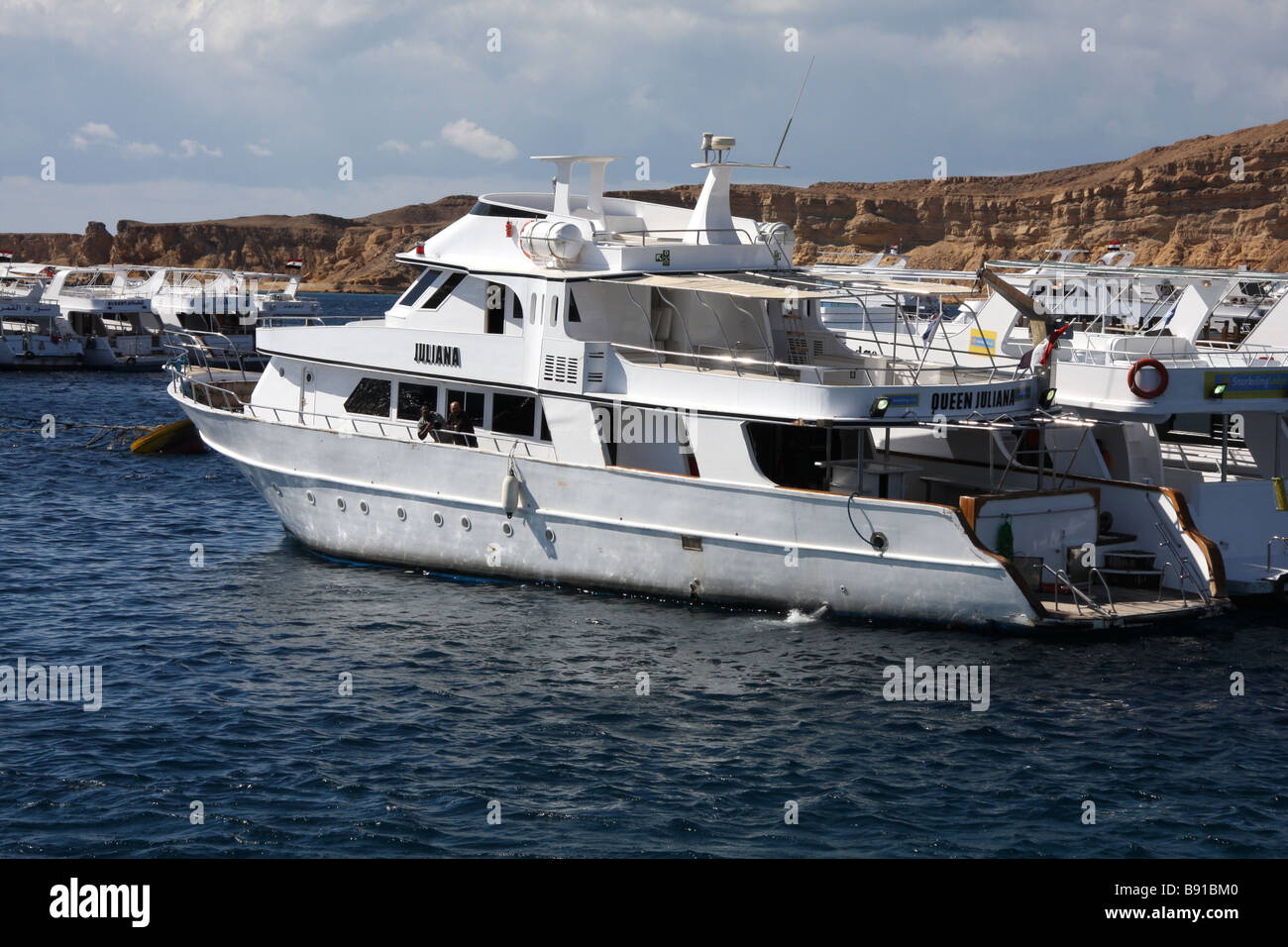 Barche ormeggiate a Sharm El Sheikh Foto Stock
