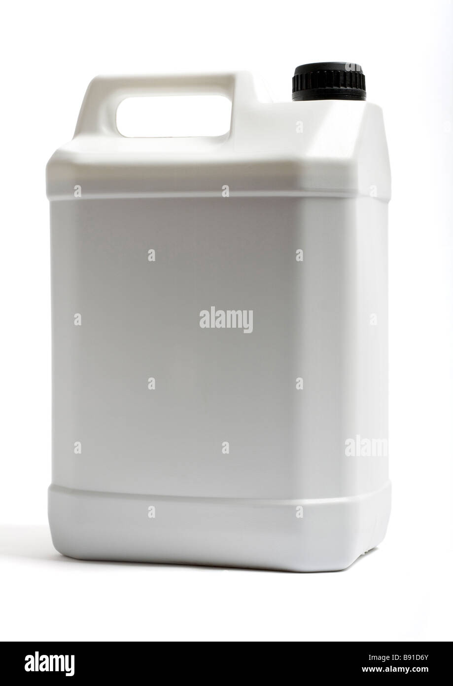 Bianco 5 litro bottiglia di plastica su sfondo bianco Foto Stock