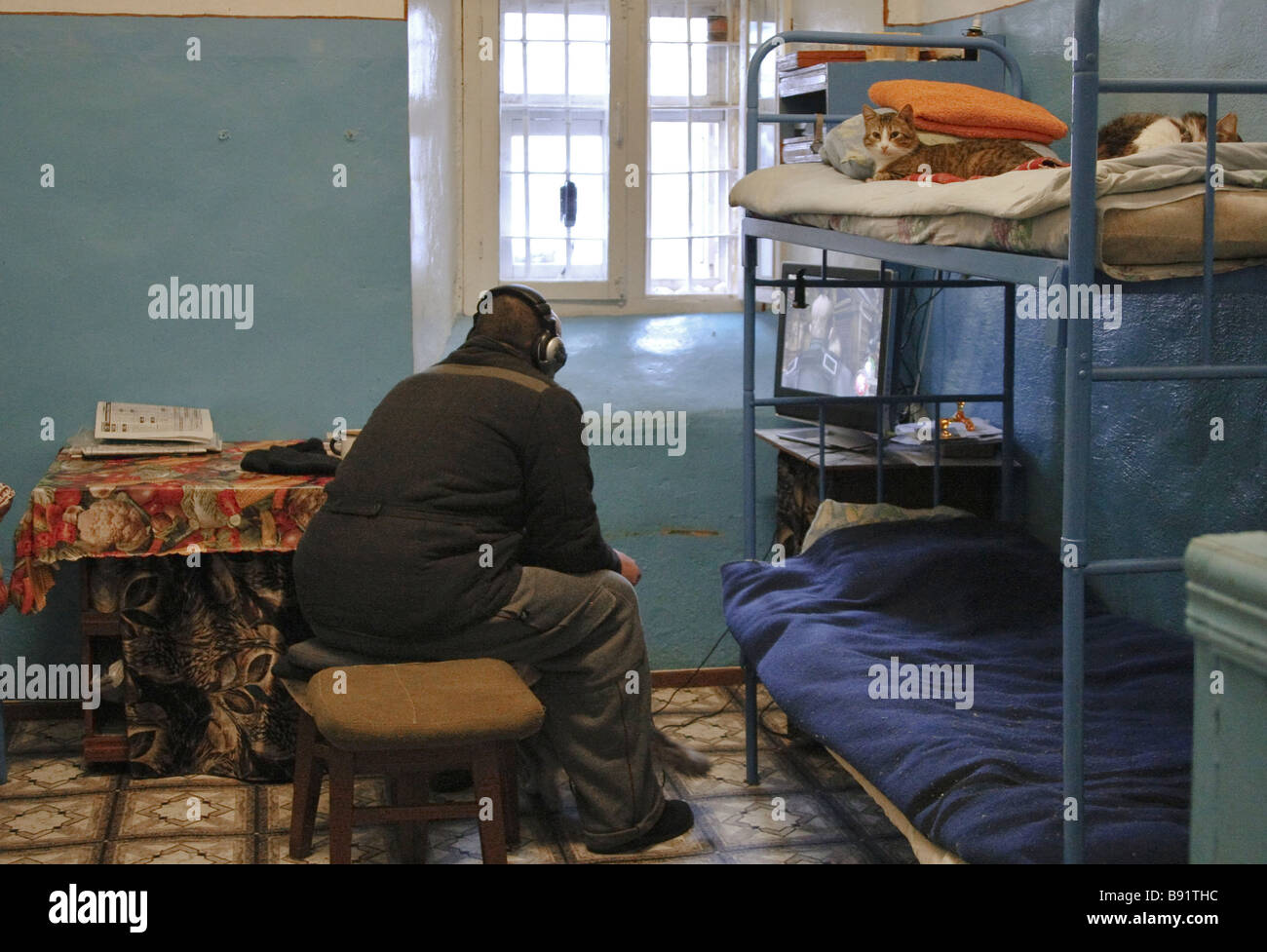 Detenuto La Riproduzione Play Station Alla Penitenzieria N 5 Per I Forzati Servire La Vita Frasi Sul Fiery Ognenny Isola In Vologda Foto Stock Alamy