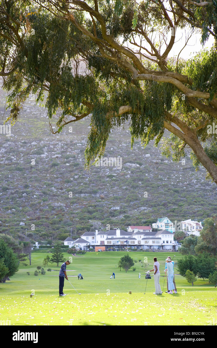 Vista in lontananza quattro palla sulla scatola a T Foto Stock