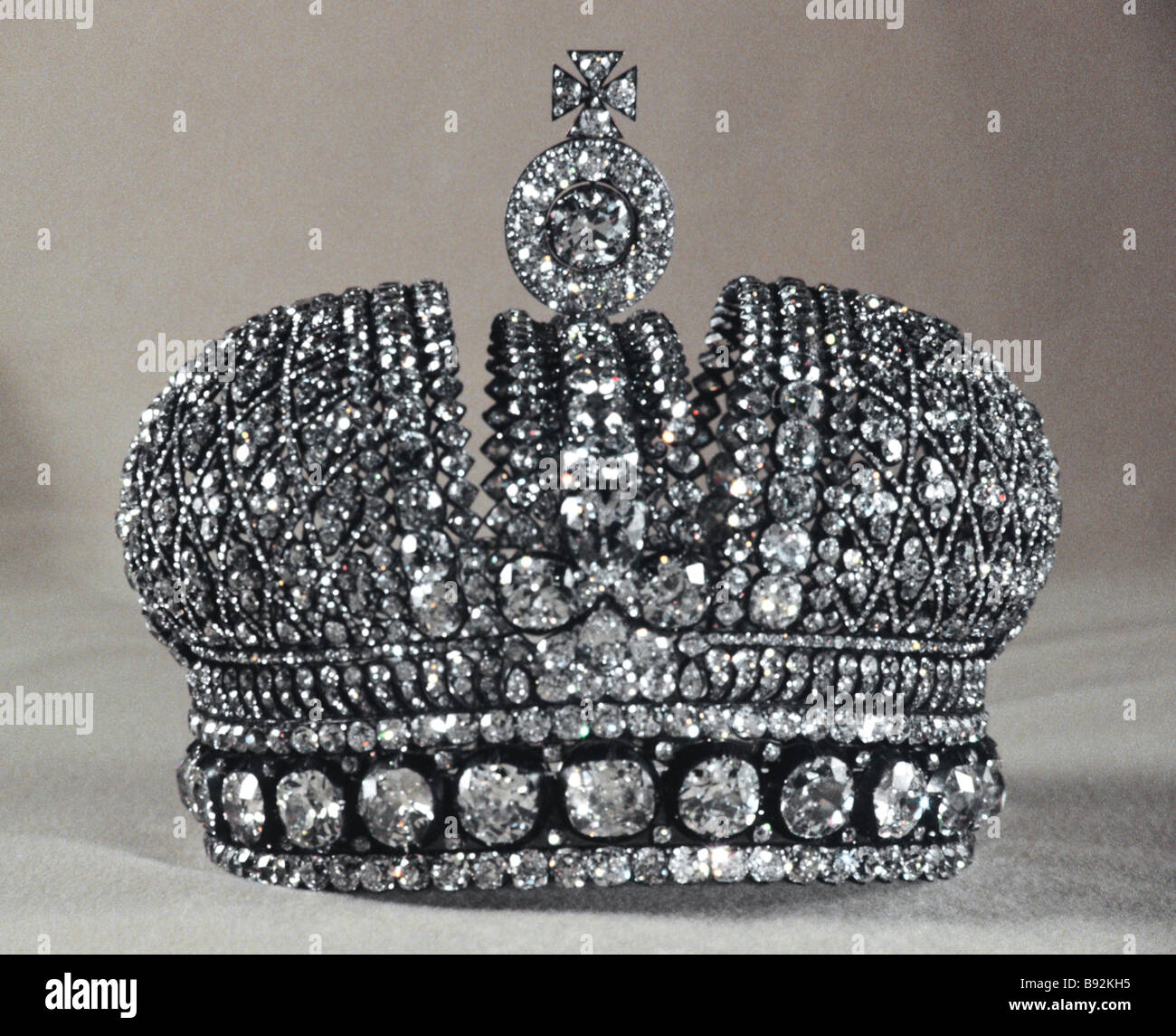 Piccola Corona imperiale dal russo Diamond Fondo Tesoro s Foto Stock