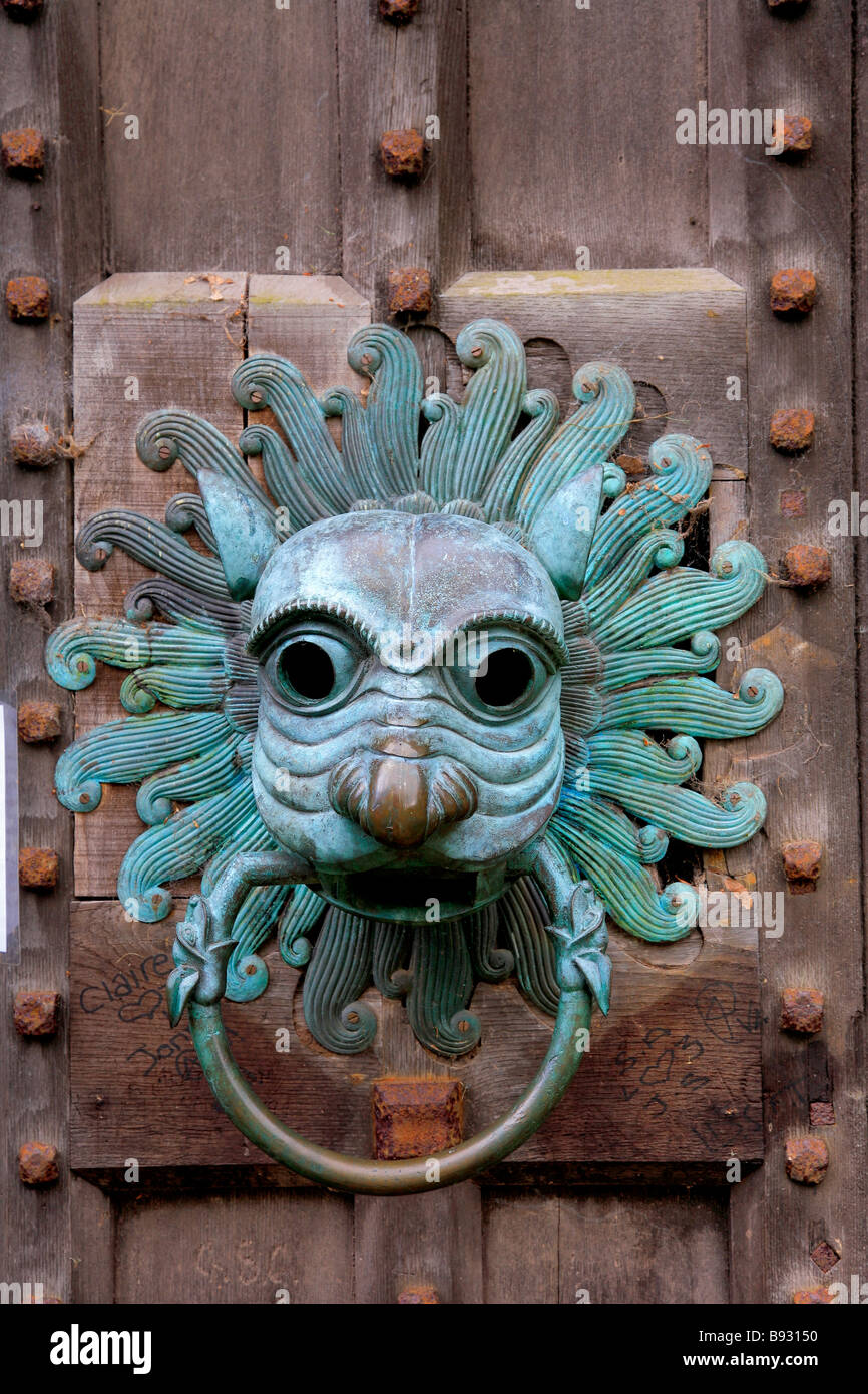 Il Bronzo Brougham Hall porta respingente Brougham Hall Penrith, Cumbria County Lake District National Park England Regno Unito Foto Stock