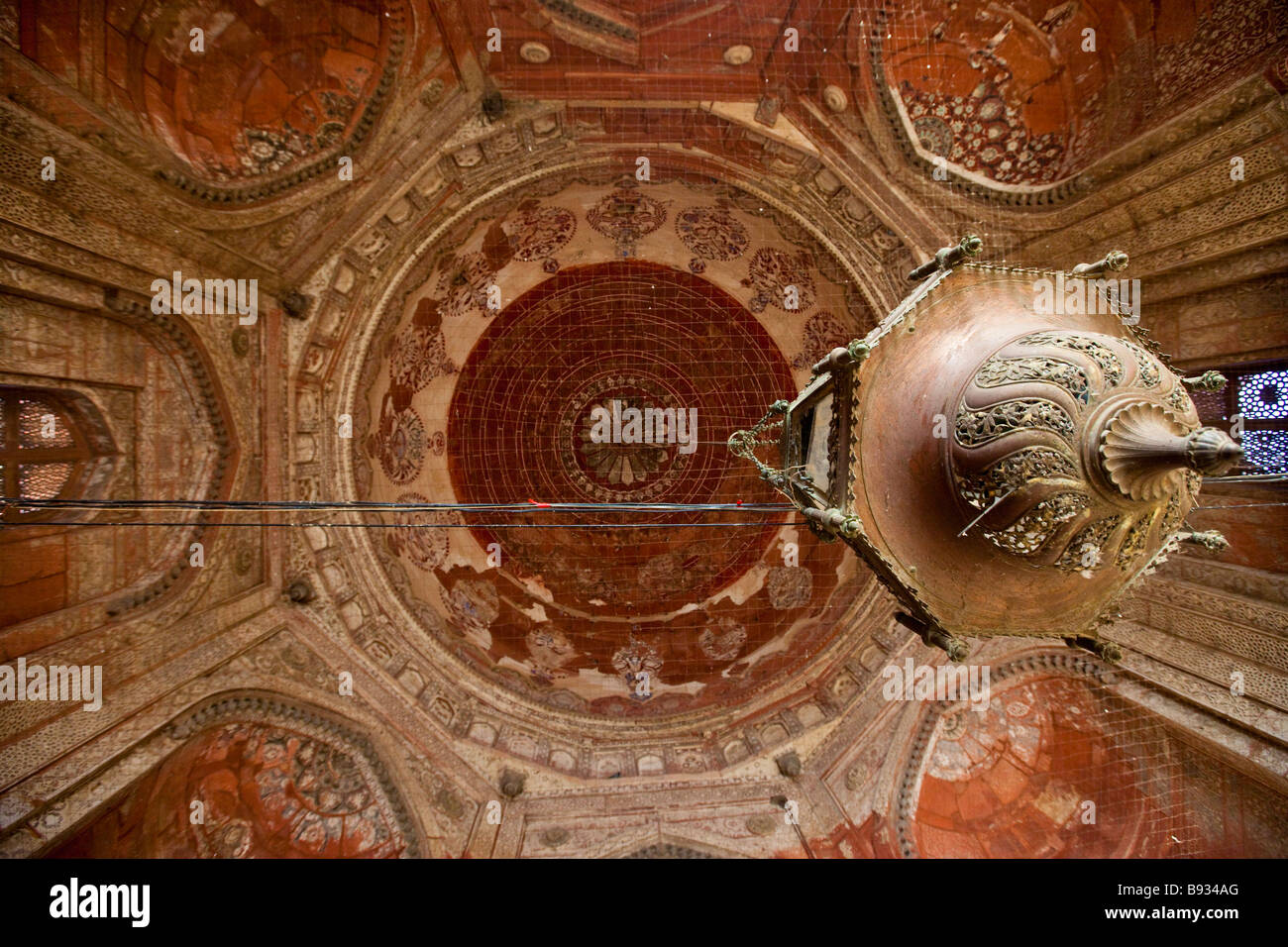 All'interno della cupola in Moschea del Venerdì o Jama Masjid in Fatehpur Sikri India Foto Stock