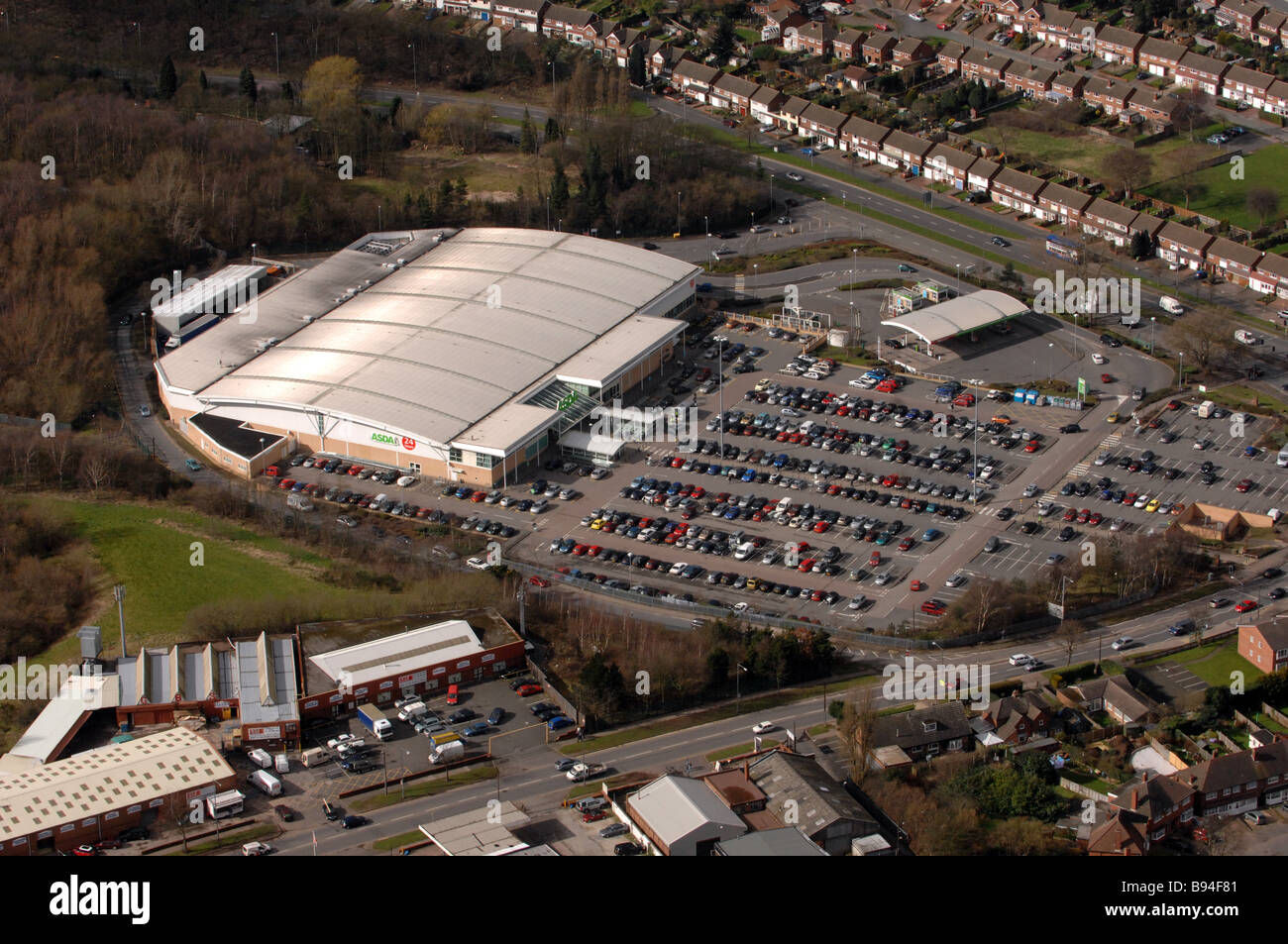 Vista aerea supermercato Asda Queslett off road ottima Barr Birmingham West Midlands B43 7HA Foto Stock