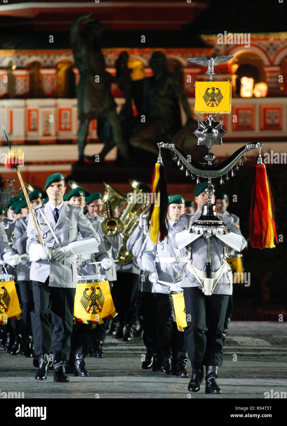 Corpo Musicale della Bundeswehr tedesca compie durante il Kremlin Zoria Sveglia  militare internazionale di festival Foto stock - Alamy