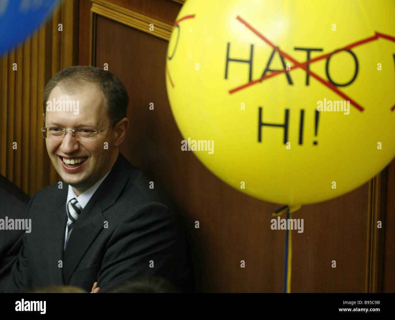 Altoparlante della Rada suprema Arseniy Yatsenuyk oppositori dell'Ucraina la NATO Piano di Azione vanificata ancora un altro incontro del Foto Stock