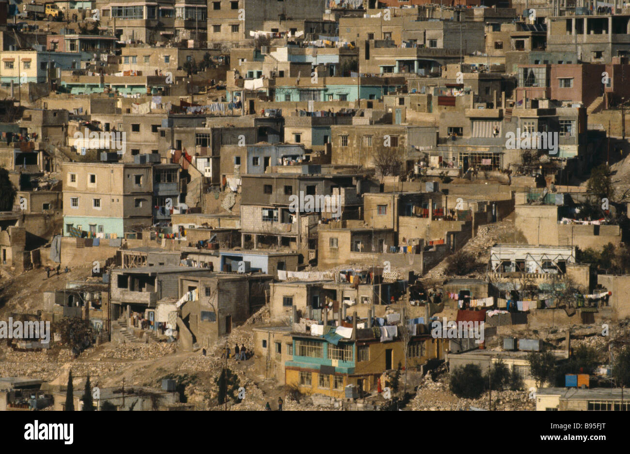 La Giordania Medio Oriente Amman vista su sovraffollate sobborghi poveri sulla collina di Al-Urdunn. Foto Stock