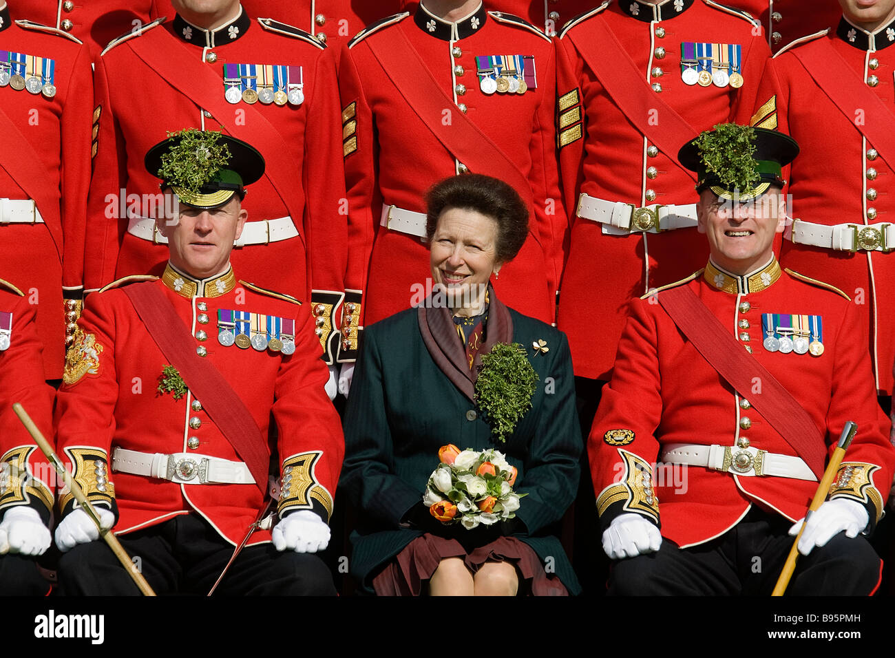 Il primo battaglione irlandese Guardie su parade presso il Victoria Barracks Windsor REGNO UNITO su il giorno di San Patrizio Foto Stock