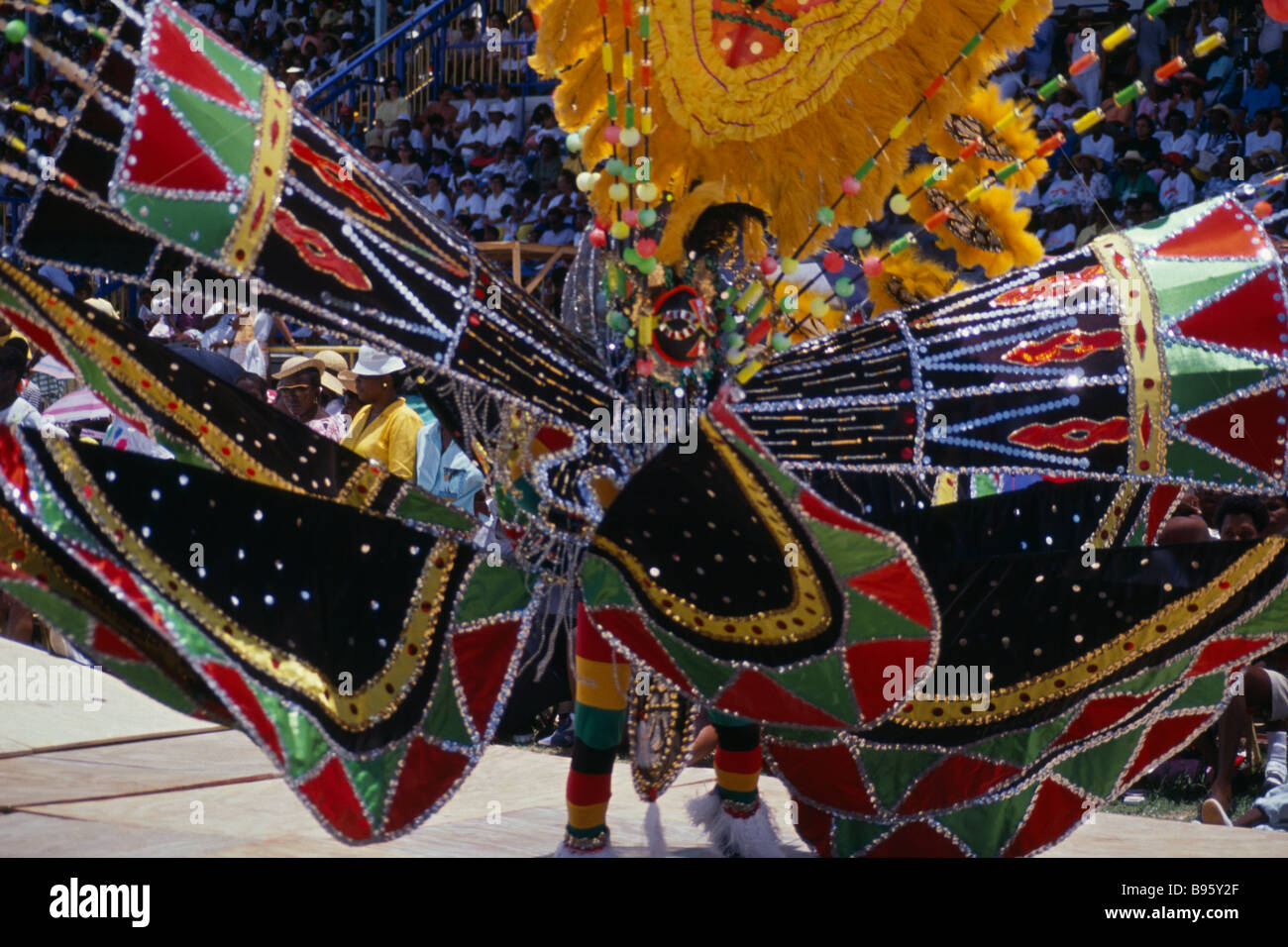 WEST INDIES Caraibi Barbados Festival raccolto sopra la canna da zucchero harvest festival Grand Kadooment parader di carnevale in costume Foto Stock