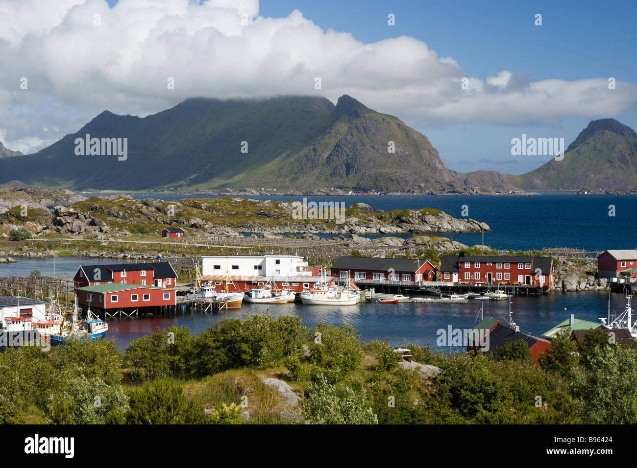 Porto di Ballstad, Vestvågøy, Lofoten, Nordland, Norvegia, Scandinavia, Europa Foto Stock