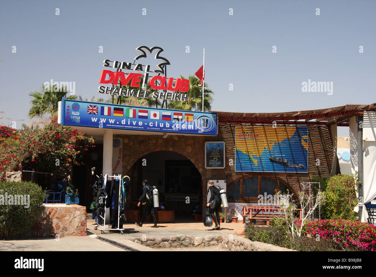 Il Sinai Dive Club Diving Center, Naama Bay, a Sharm El Sheikh, Egitto Foto Stock