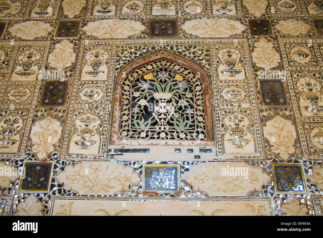 Sala degli Specchi, Sheesh Mahal, in Ambra Palace, noto anche come Forte Amber, ambra, vicino a Jaipur, Rajasthan, India Foto Stock