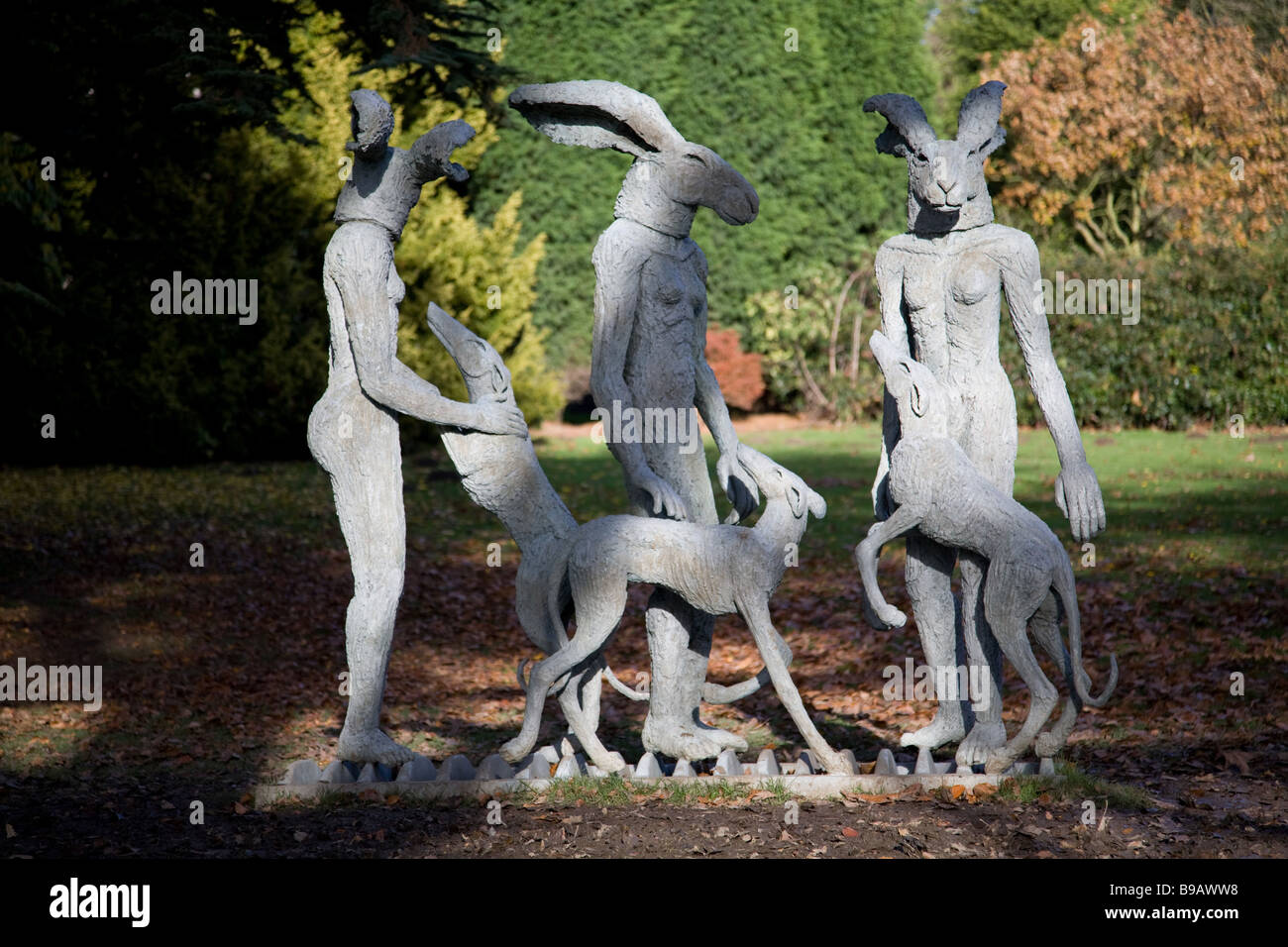 Una scultura nello Yorkshire Sculpture Park, uno dei leader in Europa open-air gallerie Foto Stock