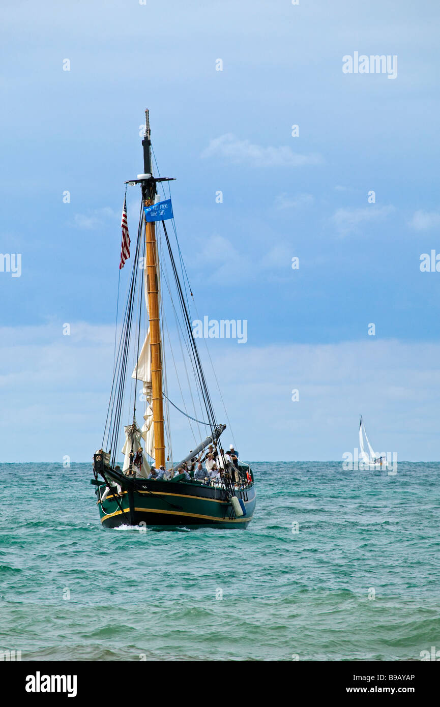 La storica sloop "Amici buona volontà' arriva in Sud Haven, Michigan il suo viaggio inaugurale. Foto Stock