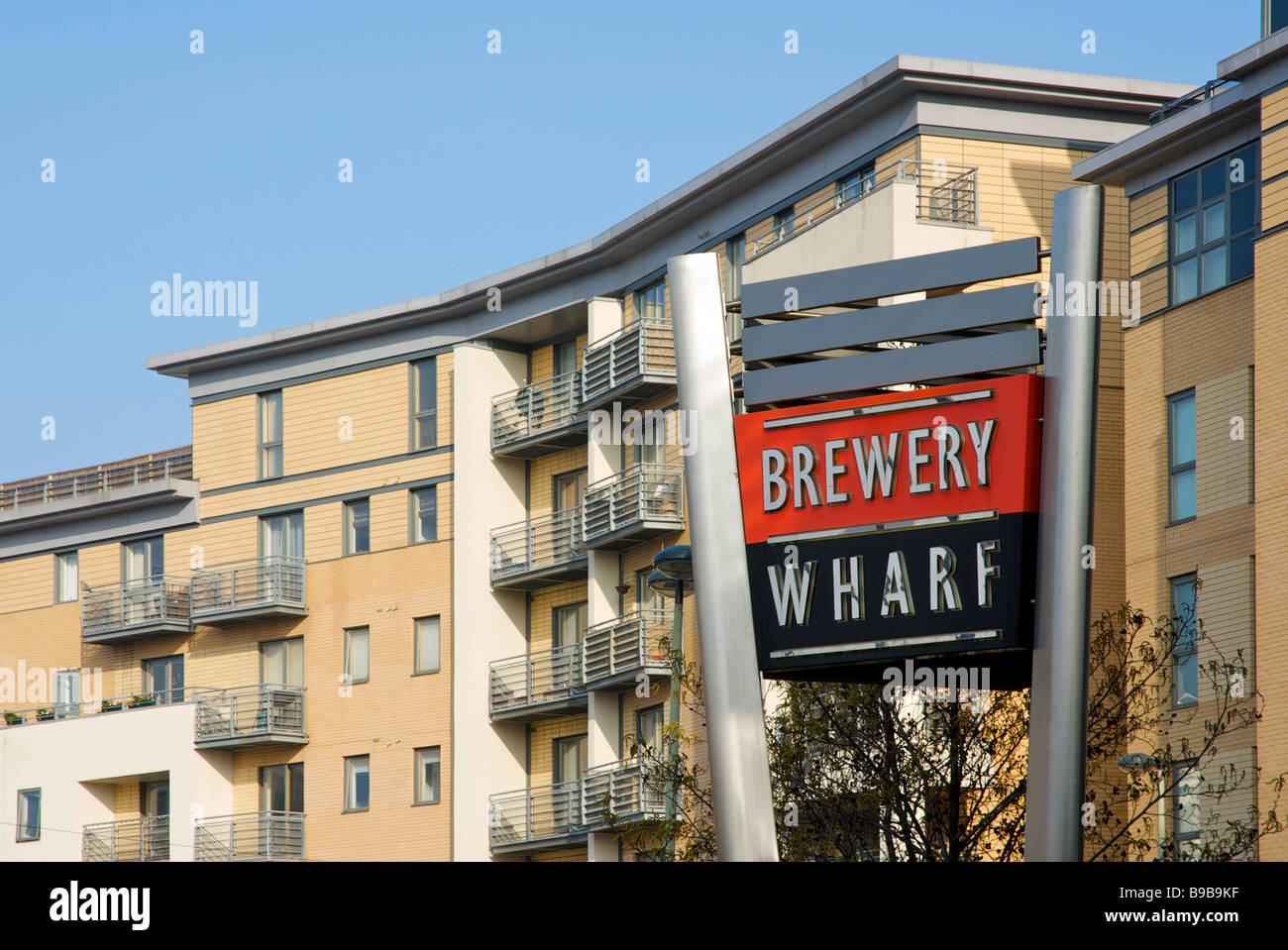 Nuovo riverside apartments at Brewery Wharf, Leeds, West Yorkshire, Inghilterra, Regno Unito Foto Stock