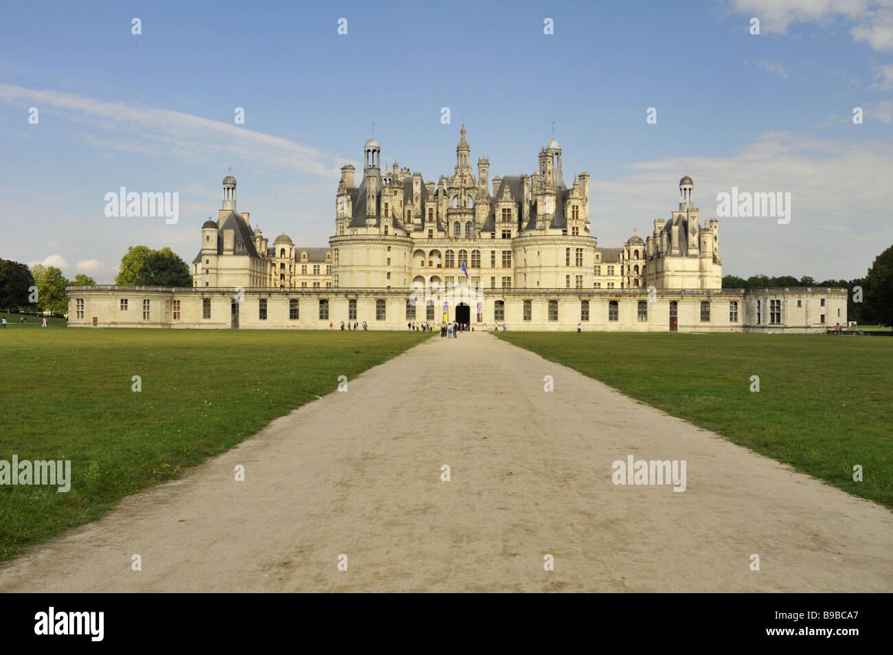 Il più grande castello in Loire Chambord ha un 420 piedi lungo facciata Francia Foto Stock